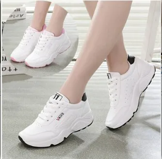 2025 New Winter Women Shoes Warm Fur Plush Lady Casual Shoes Lace Up Fashion Sneakers Platform Snow Boots Big Size 40