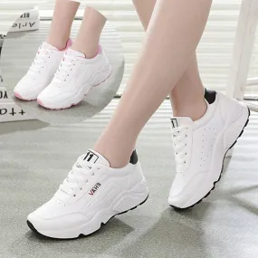 2025 New Winter Women Shoes Warm Fur Plush Lady Casual Shoes Lace Up Fashion Sneakers Platform Snow Boots Big Size 40