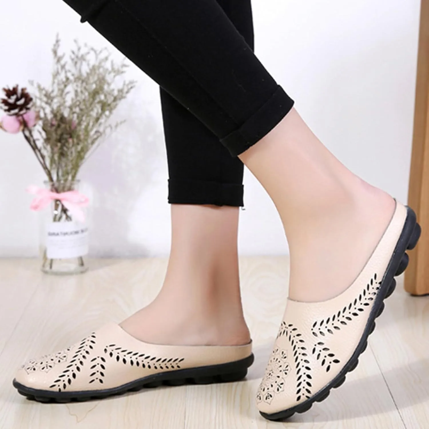 Sandals for Women Summer Breathable Flats Slippers Closed Toe Slip on Sandals Comfortable Dressy Leather Loafer2
