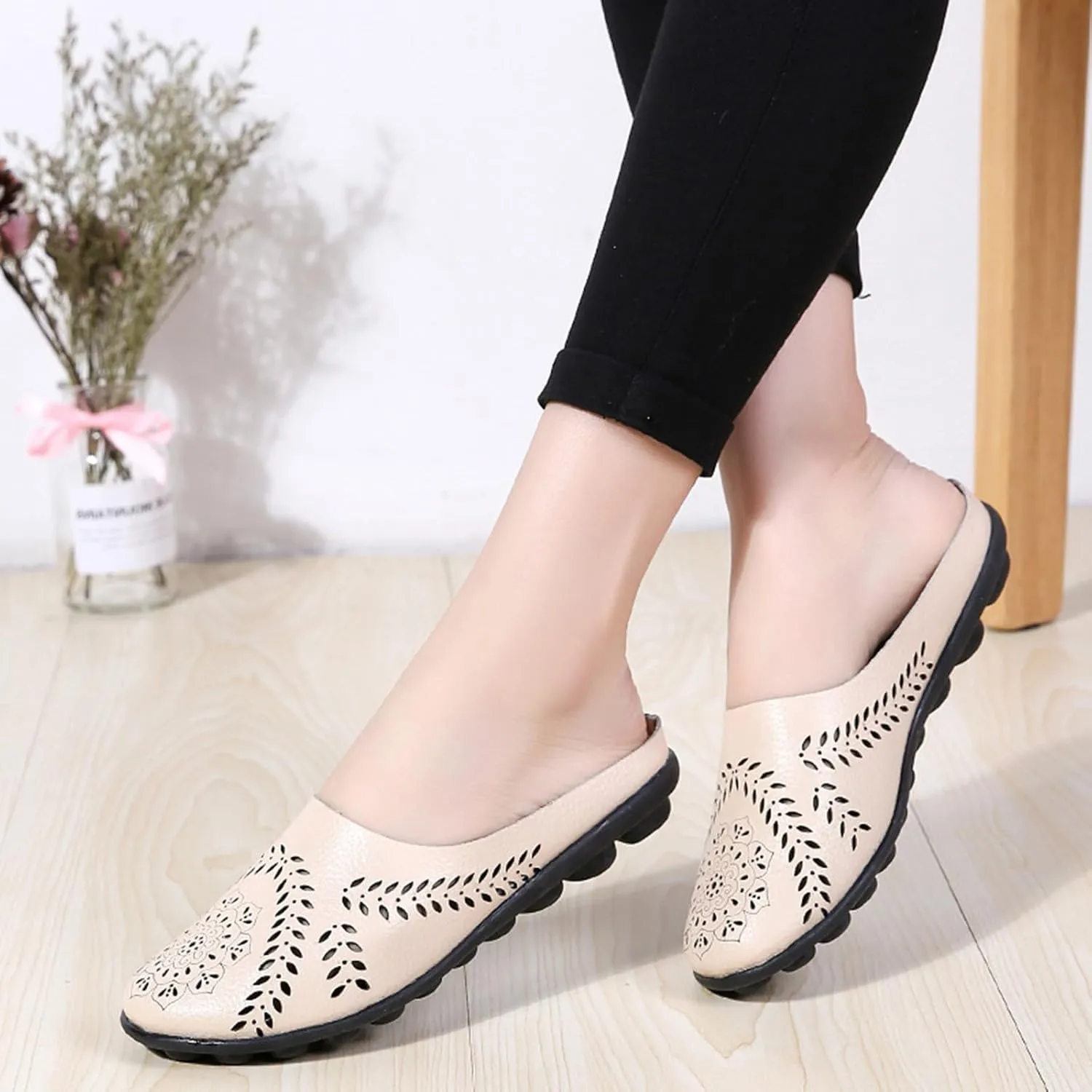Sandals for Women Summer Breathable Flats Slippers Closed Toe Slip on Sandals Comfortable Dressy Leather Loafer2