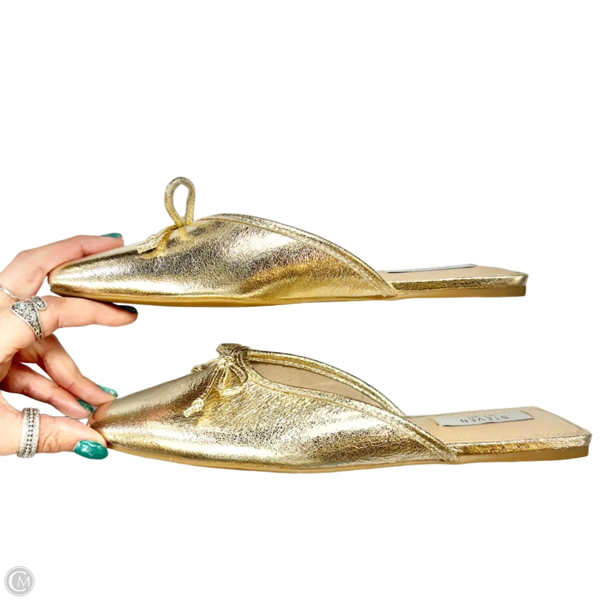 Shoes Flats By Steve Madden In Gold, Size: 8