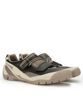 Swift Trek Aero Sneakers (Sable)